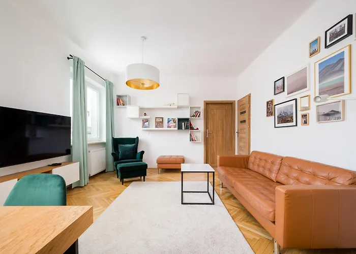 Plac Politechniki By Bookinghost *