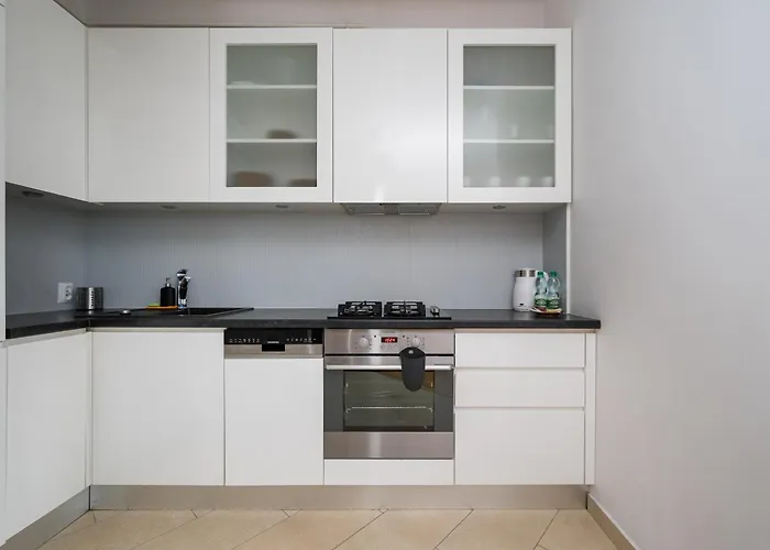 Plac Politechniki By Bookinghost